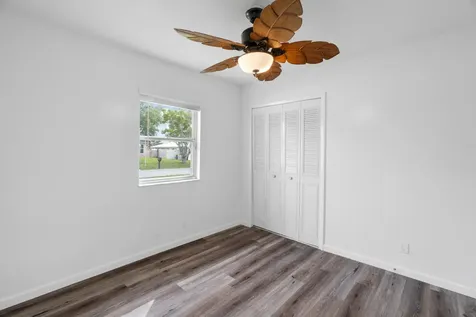 2331 NE 15th Court Jensen Beach FL 34957