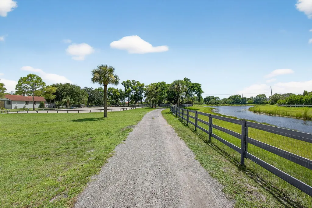 17218 Shetland Lane Loxahatchee FL 33470