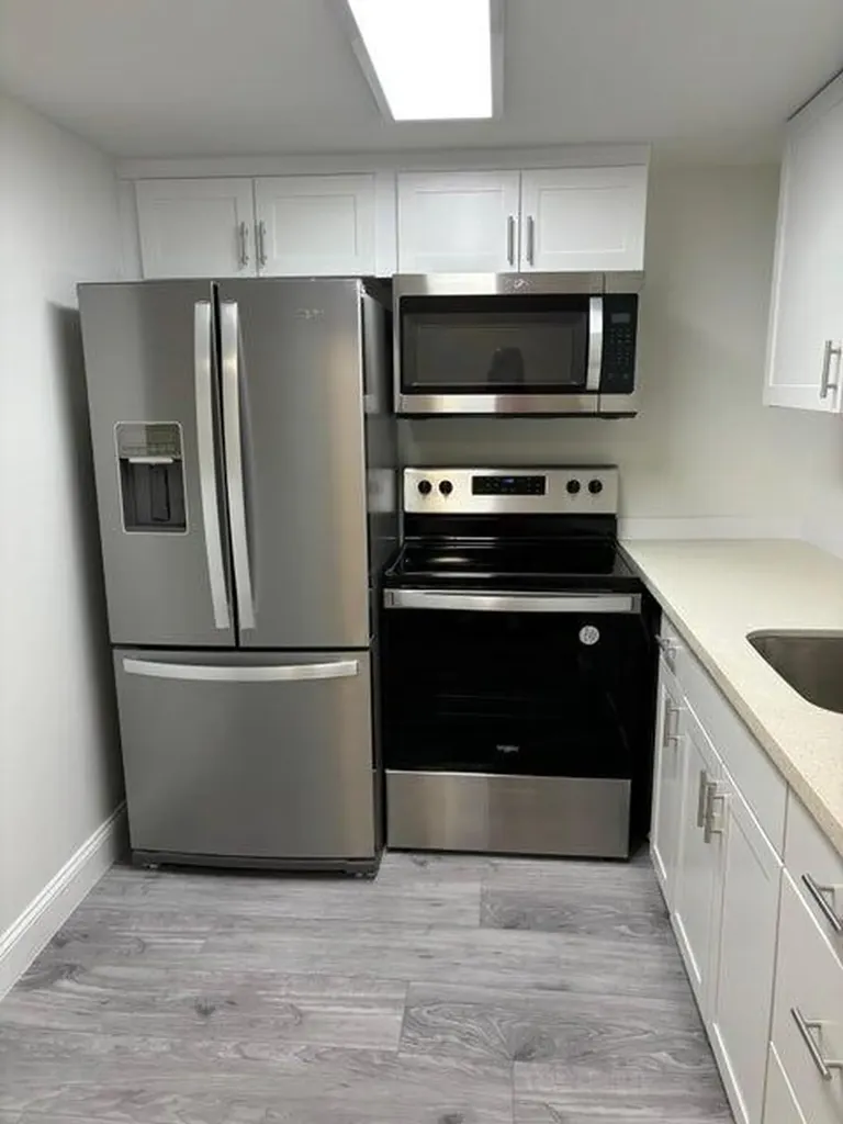 125 Westbury G Deerfield Beach FL 33442