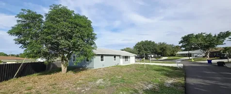 2331 NE 15th Court Jensen Beach FL 34957