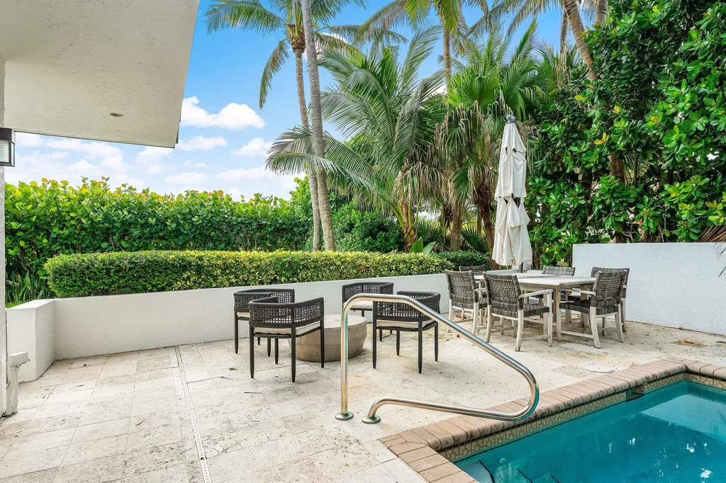 5910 Old Ocean Boulevard Ocean Ridge FL 33435