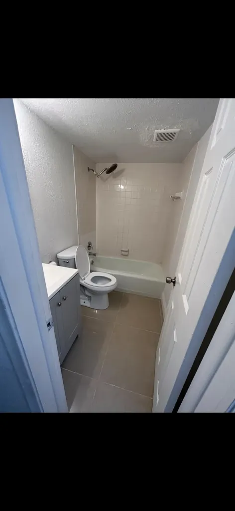 8704 NW 35th Street Coral Springs FL 33065