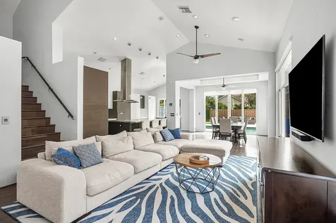 6638 NW 27th Avenue Boca Raton FL 33496