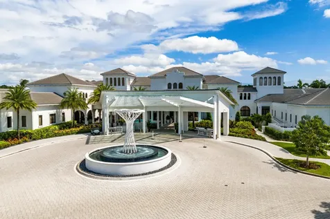 6638 NW 27th Avenue Boca Raton FL 33496