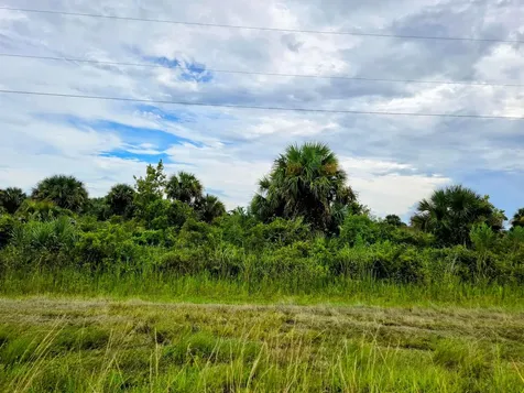 21018 NW 278th Street Okeechobee FL 34972