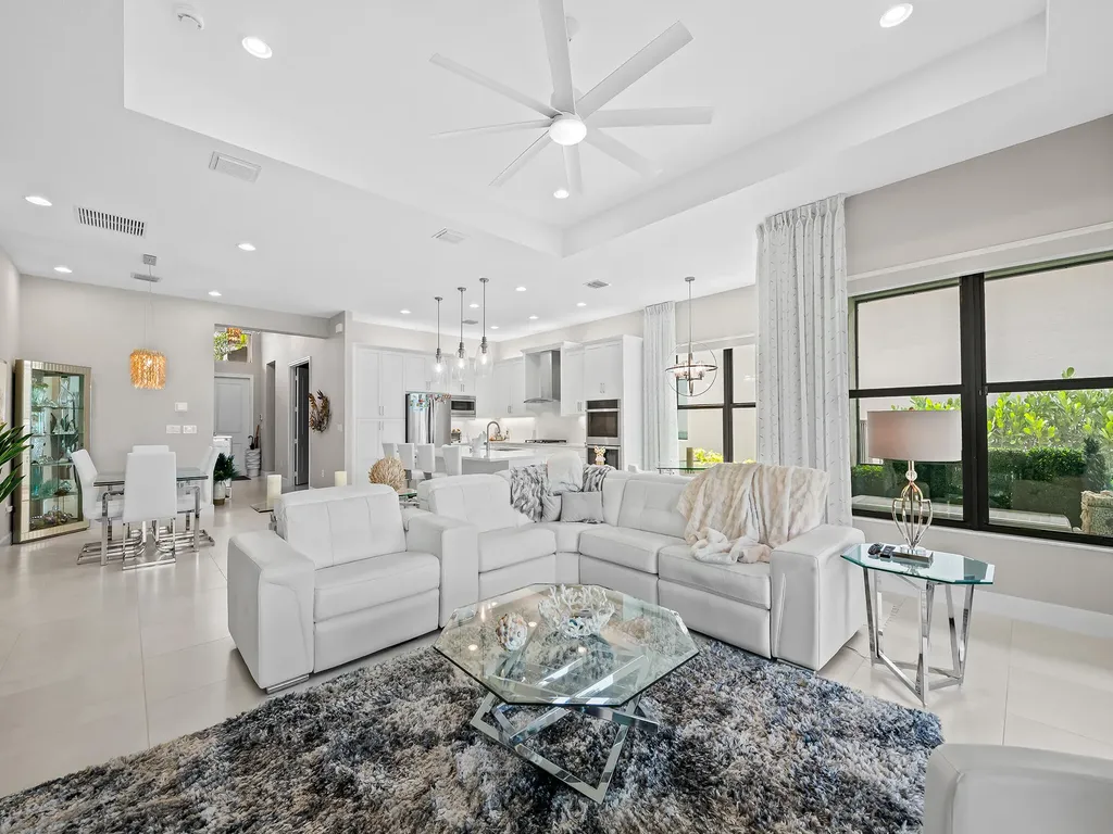 11335 Virginia Pine Court Boynton Beach FL 33473