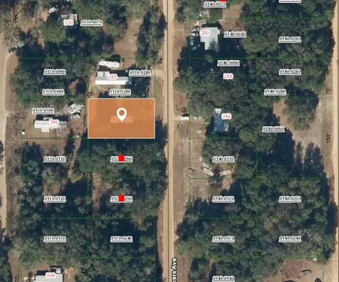 2 N Helmers Avenue Interlachen FL 32148