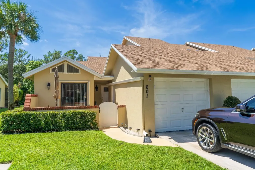 601 Maplewood Drive Greenacres FL 33415