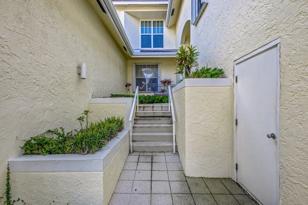 406 Mainsail Circle Jupiter FL 33477