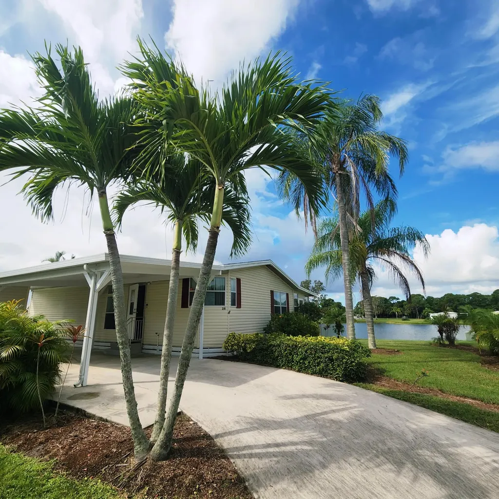 26 Orinco Road Port St Lucie FL 34952