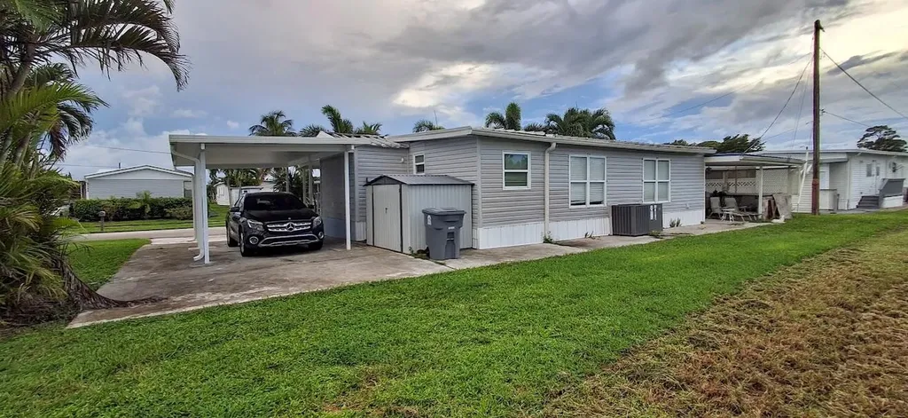 4385 Mocking Bird Drive Boynton Beach FL 33436