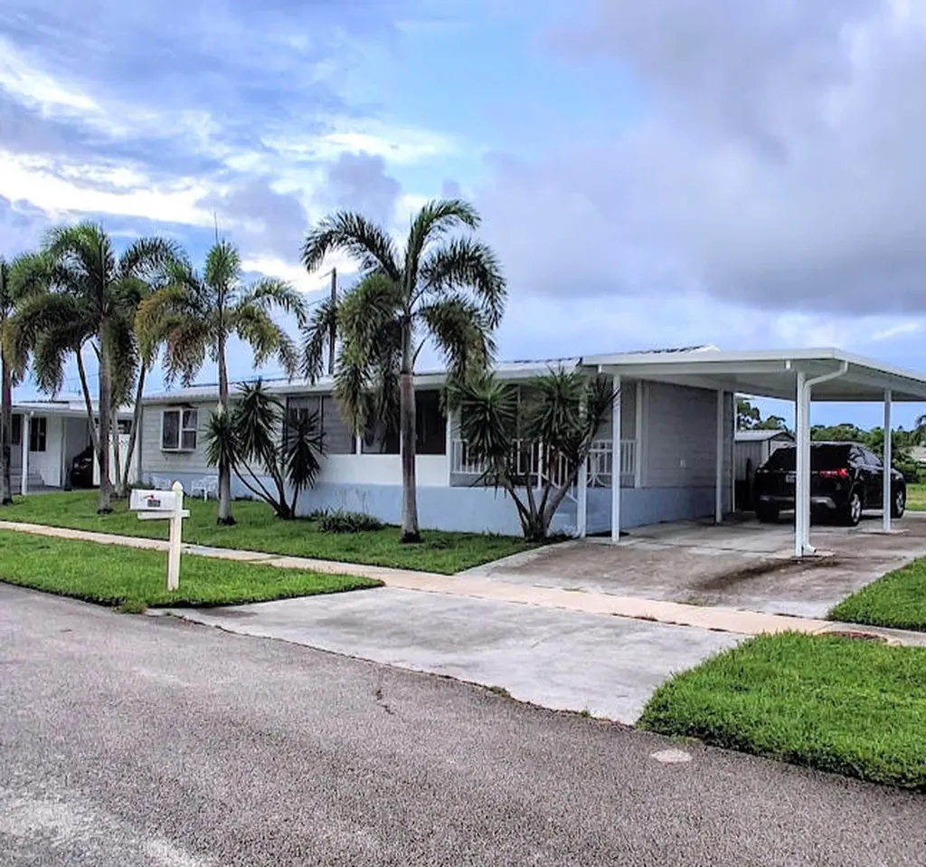 4385 Mocking Bird Drive Boynton Beach FL 33436
