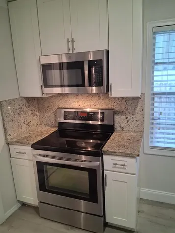 5815 Garden Avenue West Palm Beach FL 33405