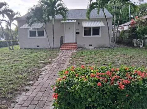 5815 Garden Avenue West Palm Beach FL 33405