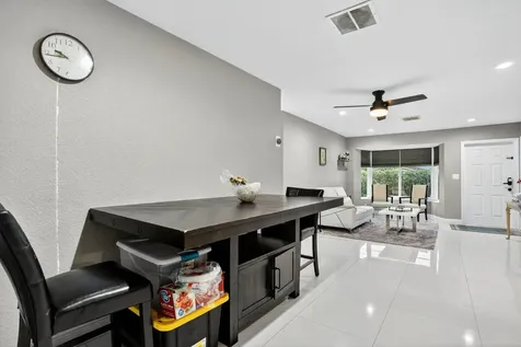 1088 W River Drive Margate FL 33063