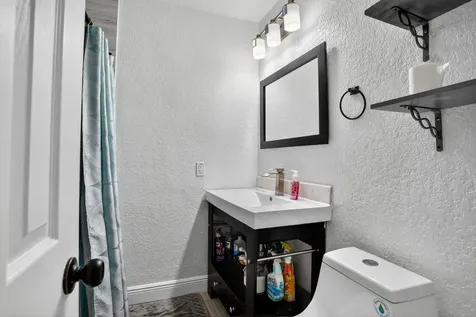 1088 W River Drive Margate FL 33063