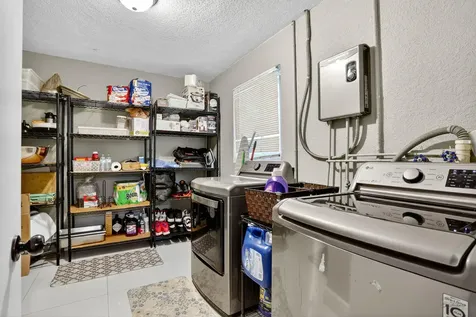 1088 W River Drive Margate FL 33063
