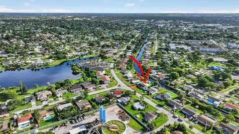 1088 W River Drive Margate FL 33063