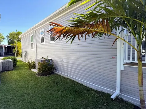 6881 NW 43rd Terrace Coconut Creek FL 33073