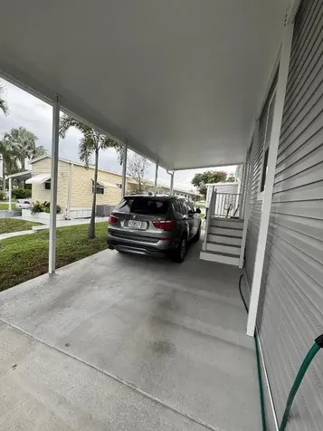 6881 NW 43rd Terrace Coconut Creek FL 33073