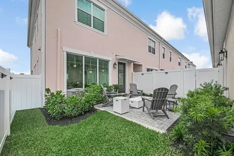 930 SW Prairie Avenue Palm City FL 34990