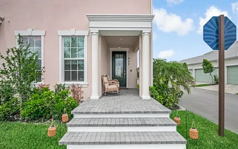 930 SW Prairie Avenue Palm City FL 34990