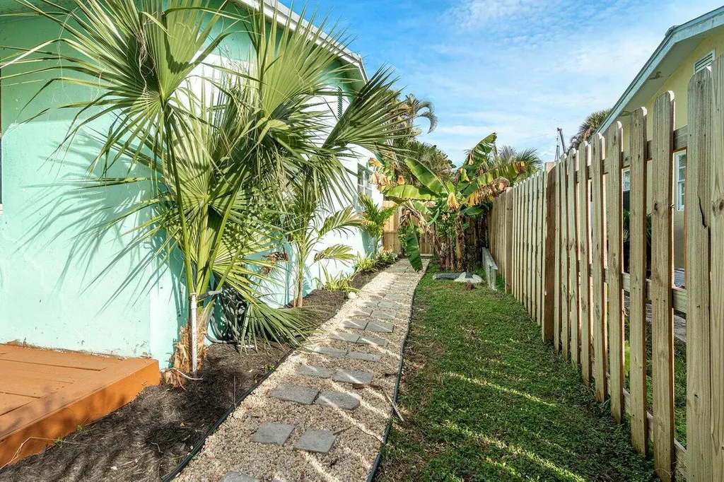 3118 Pierson Drive Delray Beach FL 33483