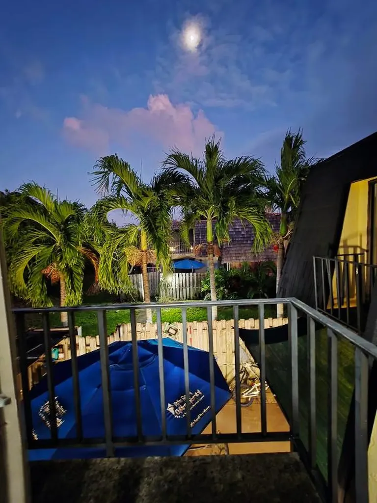 218 Woodland Road Palm Springs FL 33461