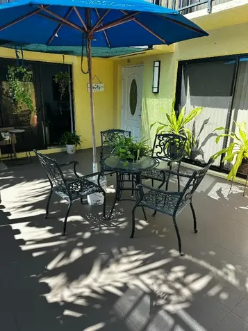 218 Woodland Road Palm Springs FL 33461