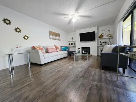 218 Woodland Road Palm Springs FL 33461
