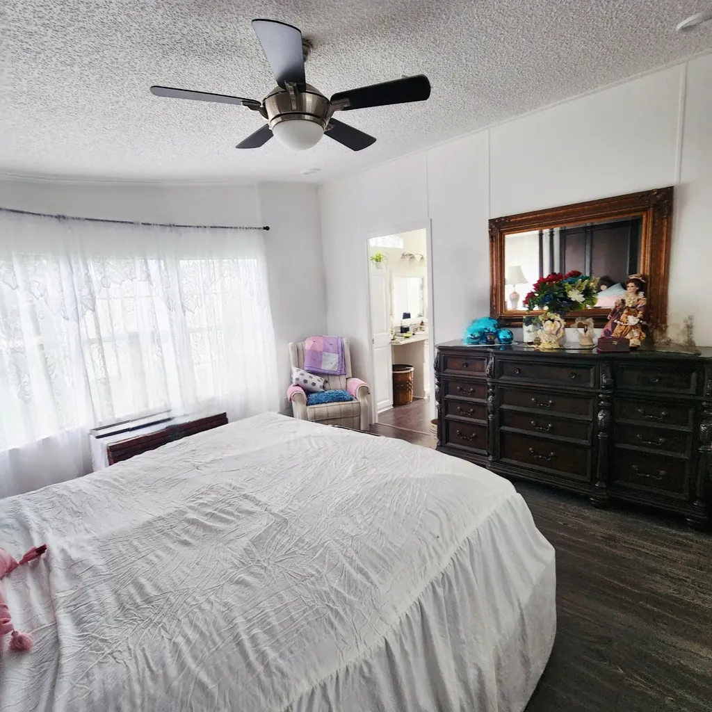 4091 67th Lane N West Palm Beach FL 33404