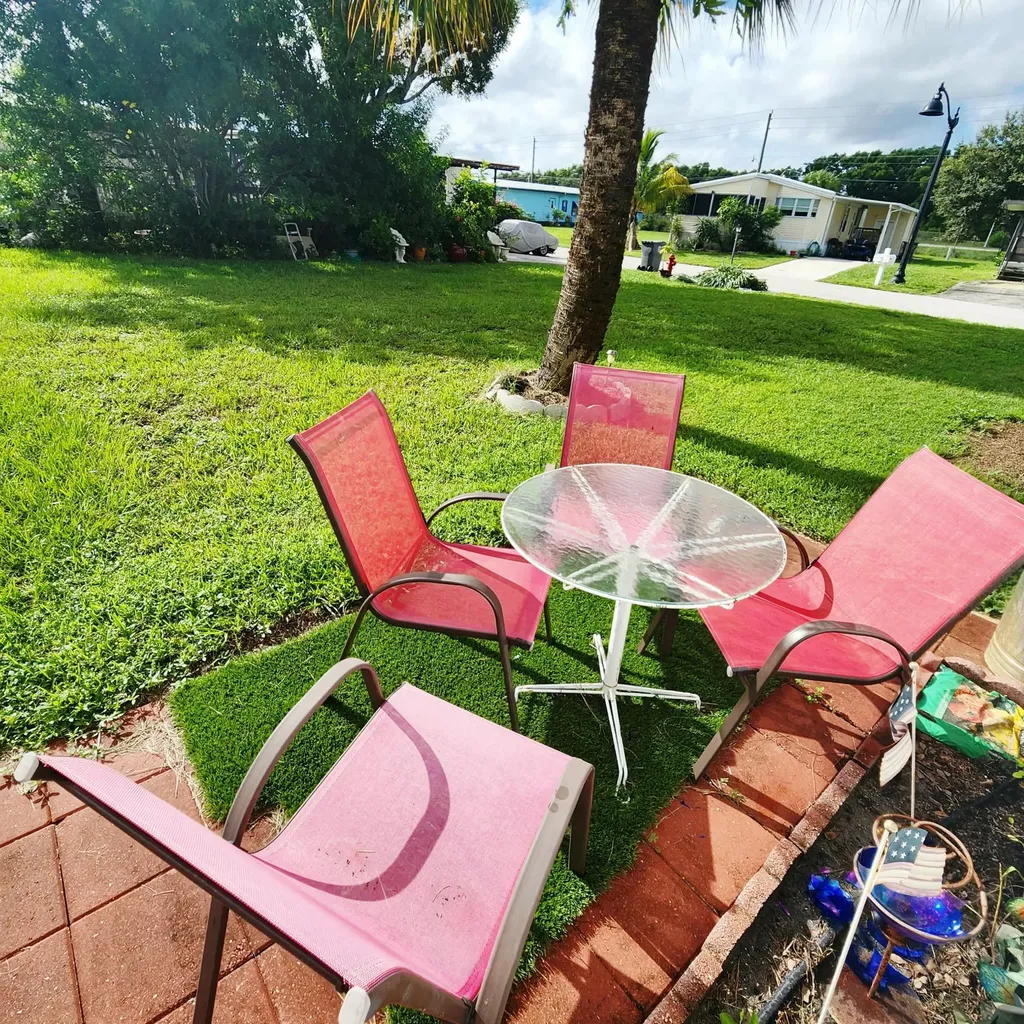 4091 67th Lane N West Palm Beach FL 33404