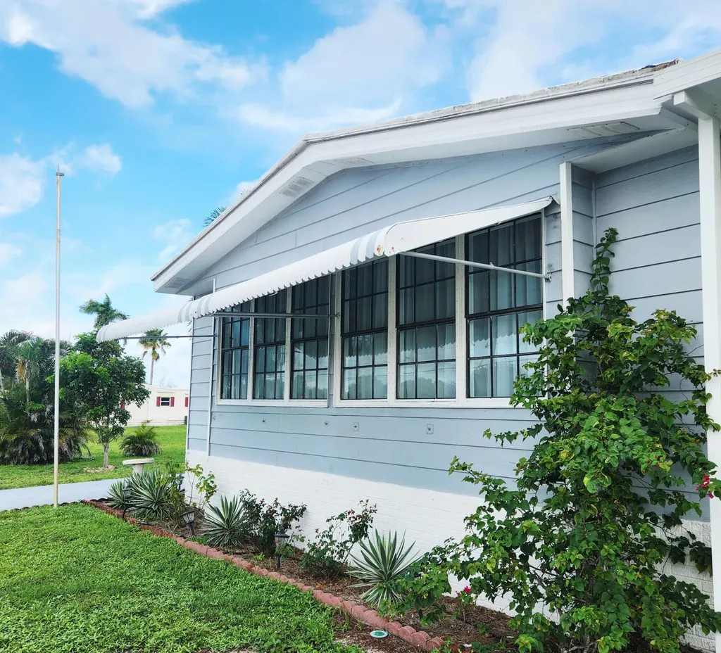 4091 67th Lane N West Palm Beach FL 33404