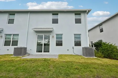 568 Salisbury Circle Fort Pierce FL 34982
