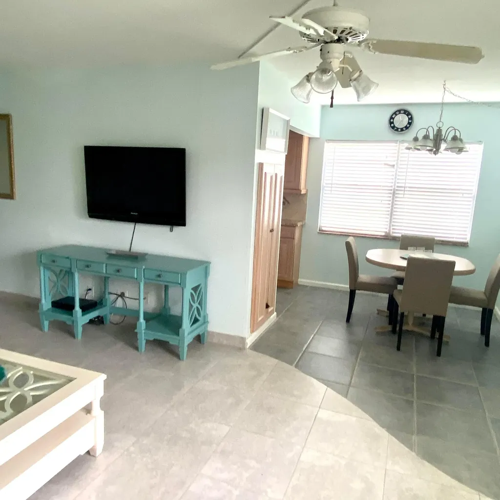 392 Brighton J Boca Raton FL 33434