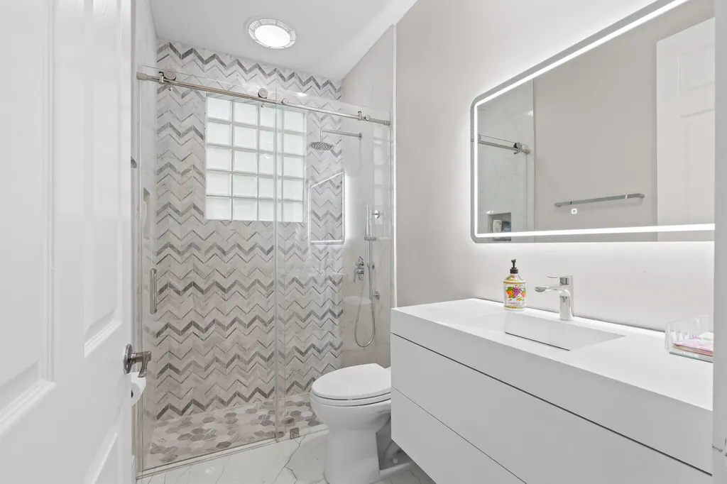 16112 Villa Vizcaya Place Delray Beach FL 33446
