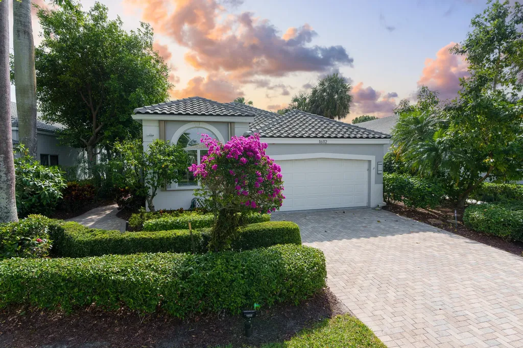 16112 Villa Vizcaya Place Delray Beach FL 33446