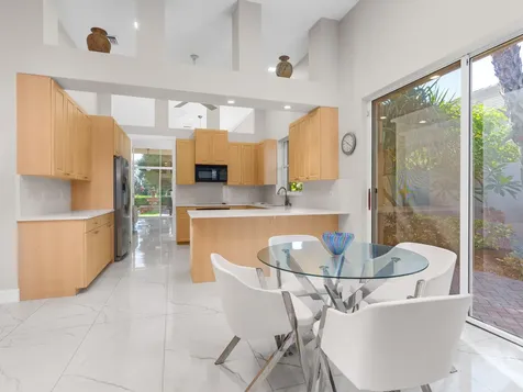 16112 Villa Vizcaya Place Delray Beach FL 33446