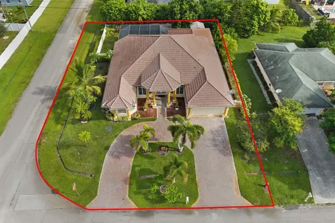 499 SW Laconic Avenue Port St Lucie FL 34953