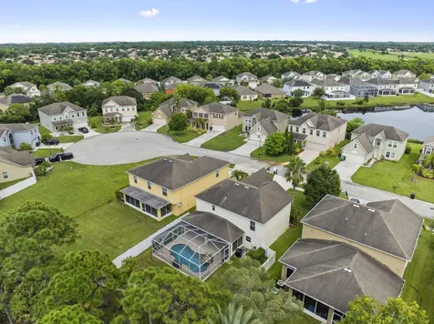 6124 NW Butterfly Orchid Place Port St Lucie FL 34986