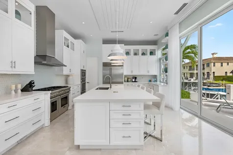 863 Enfield Street Boca Raton FL 33487