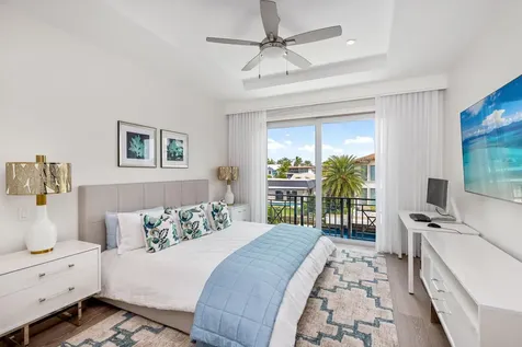 863 Enfield Street Boca Raton FL 33487