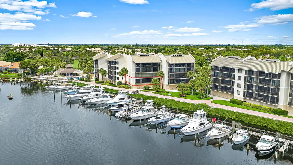 16910 Bay Street Jupiter FL 33477