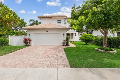 15 SW 9th Street Delray Beach FL 33444