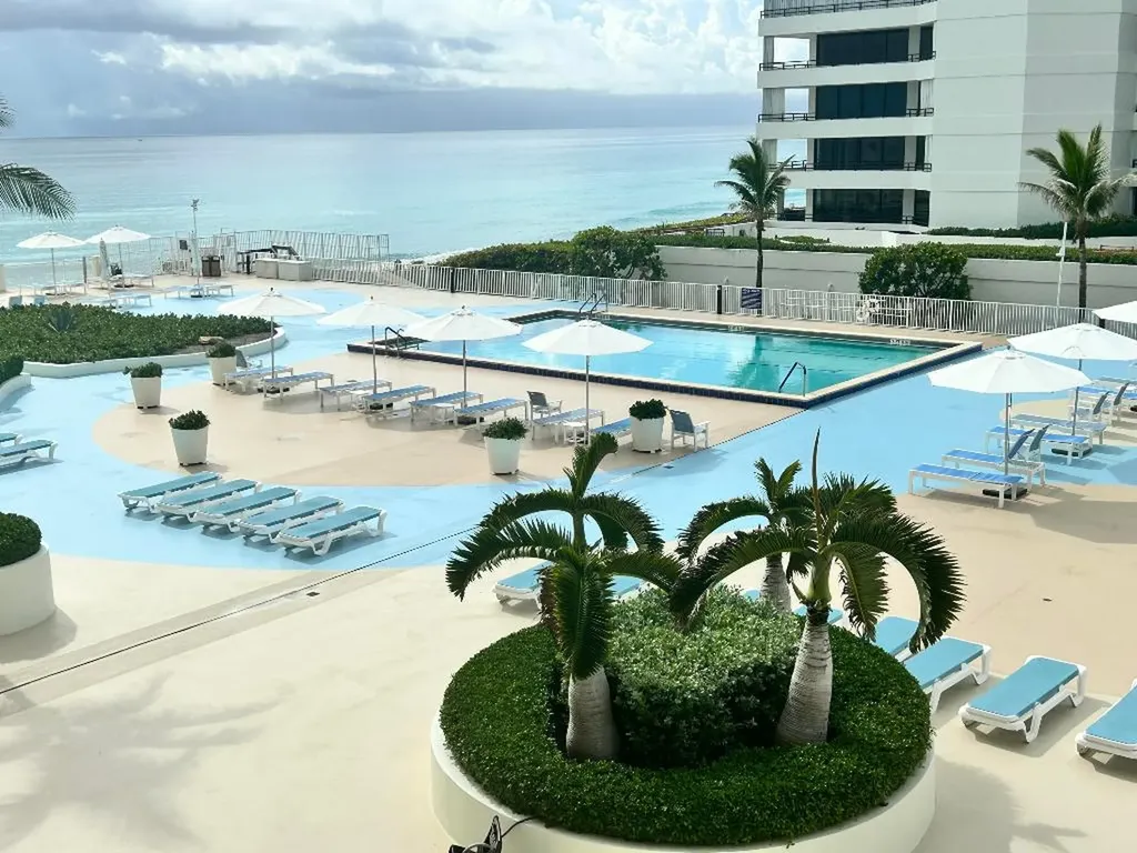 3546 S South Ocean Boulevard South Palm Beach FL 33480