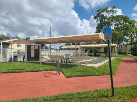 317 Knotty Pine Circle Greenacres FL 33463