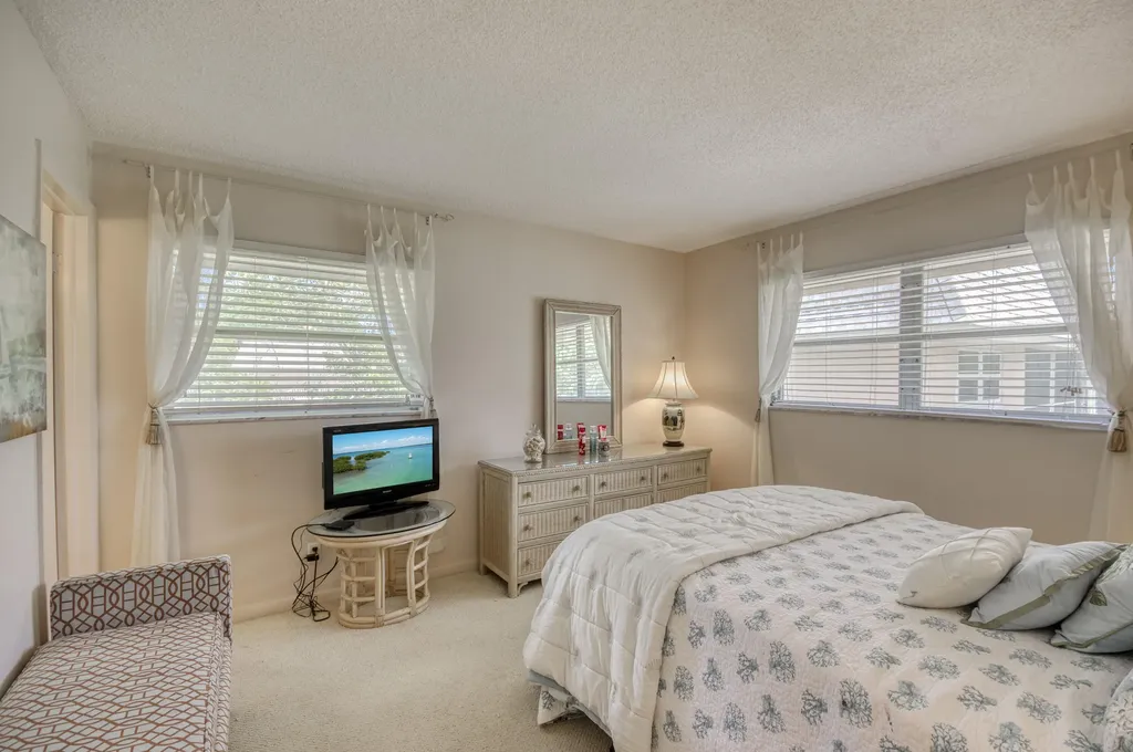 18081 SE Country Club Drive Jupiter FL 33469