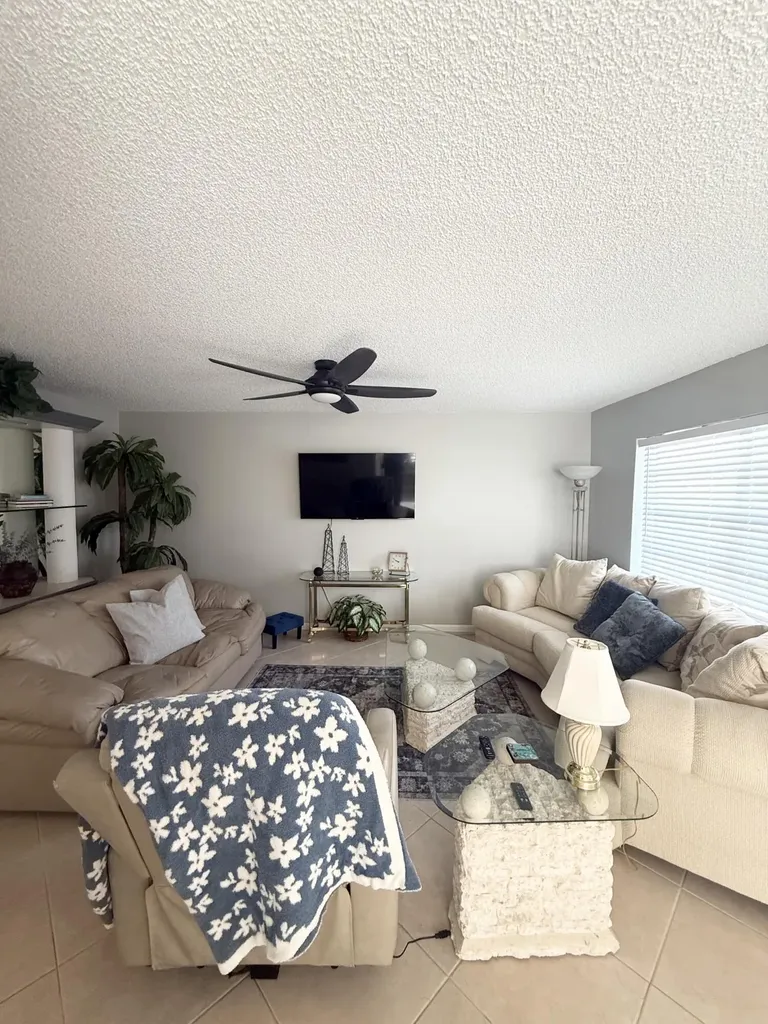 177 Burgundy D Delray Beach FL 33484