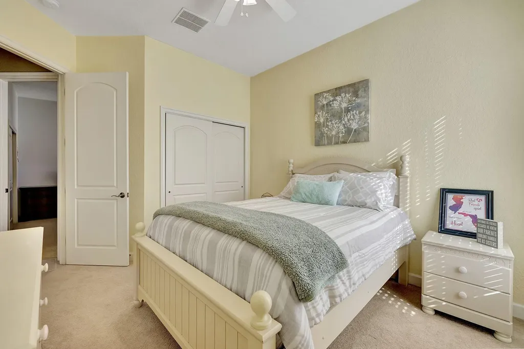827 SW Grand Reserves Boulevard Port St Lucie FL 34986