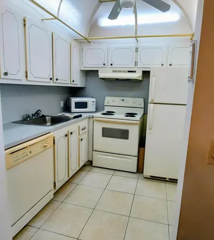 160 Preston D Boca Raton FL 33434